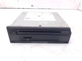 Radio / CD-Player / DVD-Player / Navigation