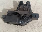 Loading door lock