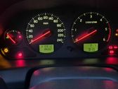Speedometer (instrument cluster)