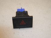 Botón interruptor de luz de peligro