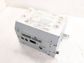Radio / CD-Player / DVD-Player / Navigation
