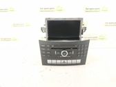 Radio / CD-Player / DVD-Player / Navigation