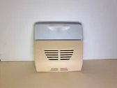 Etuistuimen valo