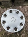 R13 wheel hub/cap/trim