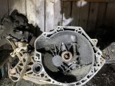 Mechaninė 5 pavarų dėžė