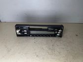 Radio / CD-Player / DVD-Player / Navigation