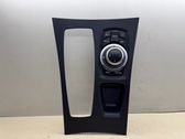 Head unit multimedia control