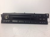 Radio / CD-Player / DVD-Player / Navigation