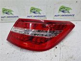 Lámpara de faros/luces traseros