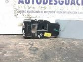 Manecilla interna puerta delantera