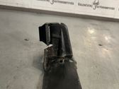 Radiator mount bracket