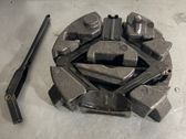 Spare wheel mounting bracket