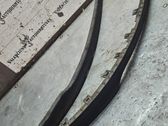 Front bumper mounting bracket
