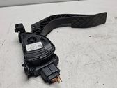 Accelerator throttle pedal