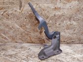 Engine bonnet/hood hinges