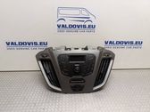 Radio / CD-Player / DVD-Player / Navigation