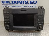 Radio / CD-Player / DVD-Player / Navigation
