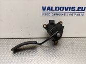 Accelerator throttle pedal