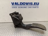 Accelerator throttle pedal