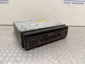 Radio / CD-Player / DVD-Player / Navigation