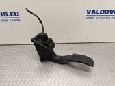 Accelerator throttle pedal