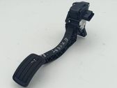 Accelerator throttle pedal