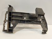Rear bumper mounting bracket