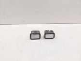 Steering wheel buttons/switches