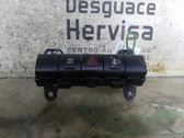 Botón interruptor de luz de peligro