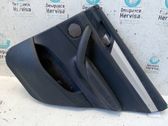 Moldura del tarjetero de la puerta trasera