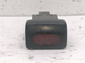 Botón interruptor de luz de peligro