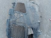 Front wheel arch liner splash guards