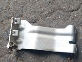 Fuel tank mounting bracket