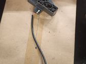 Tailgate lock latch