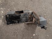 Radiator mount bracket