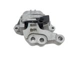 Engine mounting bracket
