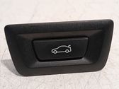 Tailgate/trunk/boot open switch