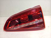 Tailgate rear/tail lights