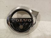 Manufacturer badge logo/emblem