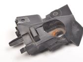 Front bumper mounting bracket