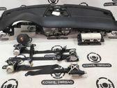 Airbag set with panel