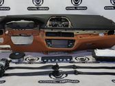 Airbag set with panel