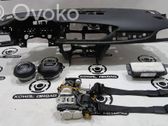 Airbag set with panel