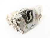 Cerradura de puerta delantera