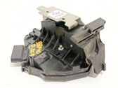 Cerradura de puerta delantera