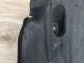 Front wheel arch liner splash guards