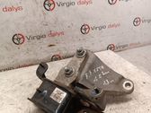 Engine mounting bracket