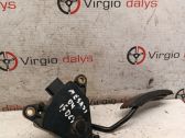 Accelerator throttle pedal
