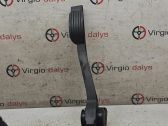 Accelerator throttle pedal