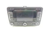 Panel / Radioodtwarzacz CD/DVD/GPS